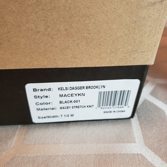 NWT Kelsi Dagger Brooklyn peep toe booties - Picture 5 of 7